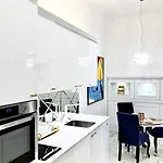Luxury Mondrian Market Square Iii Lejlighedshotel 4*