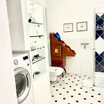 Luxury Mondrian Market Square Iii Lejlighedshotel 4*