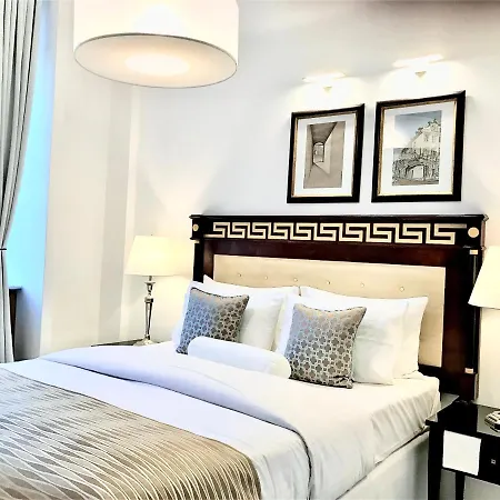 Luxury Mondrian Market Square Iii 4* Warschau