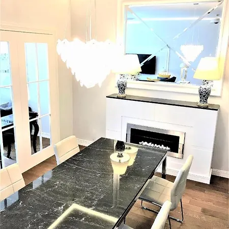 Luxury Mondrian Market Square Iii Aparthotel Warschau