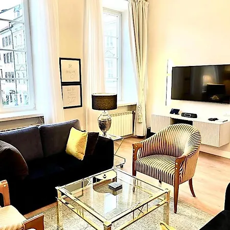 Aparthotel Luxury Mondrian Market Square Iii *