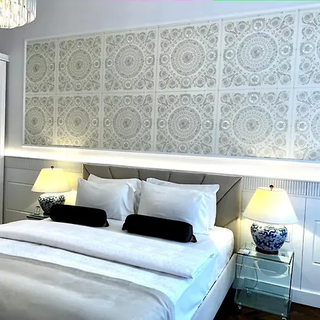 Luxury Mondrian Market Square Iii Aparthotel *