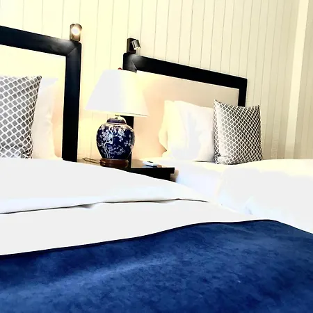 Luxury Mondrian Market Square Iii Aparthotel